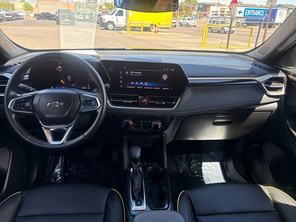 Used 2025 Chevrolet TrailBlazer ACTIV image 12