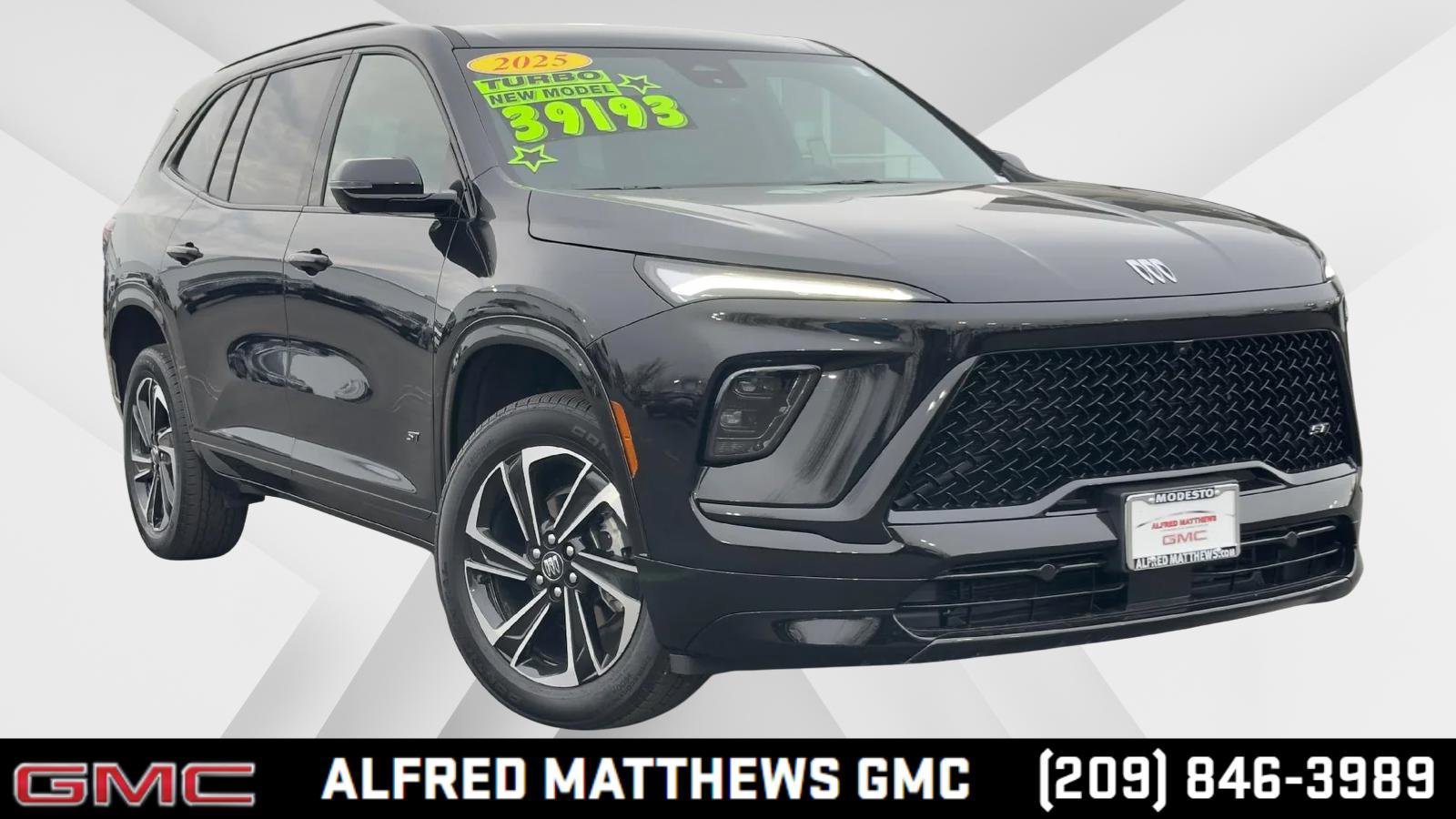 Used 2025 Buick Enclave Sport Touring image 1