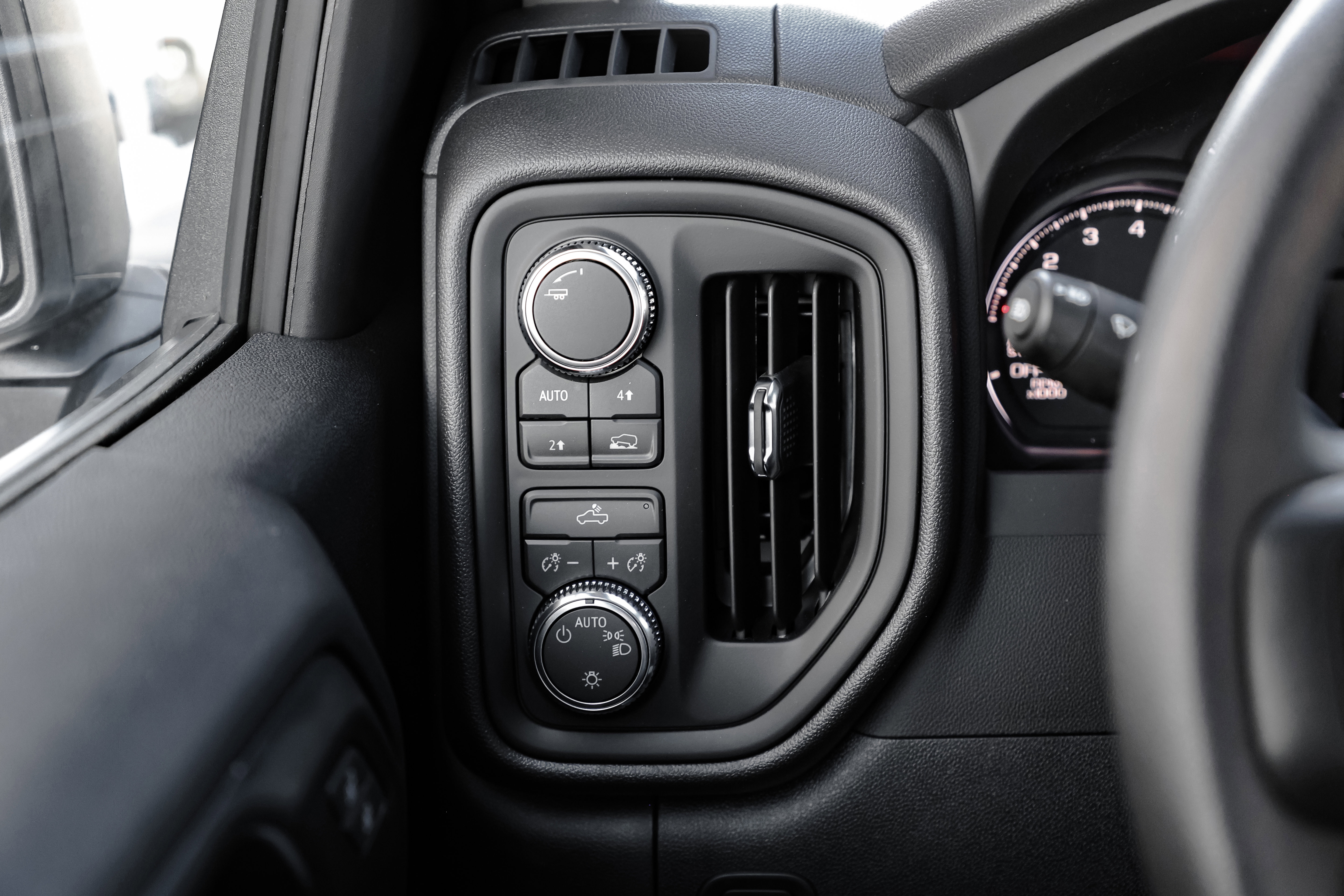 New 2026 GMC Sierra 1500 Pro w/ Pro Value Package image 18