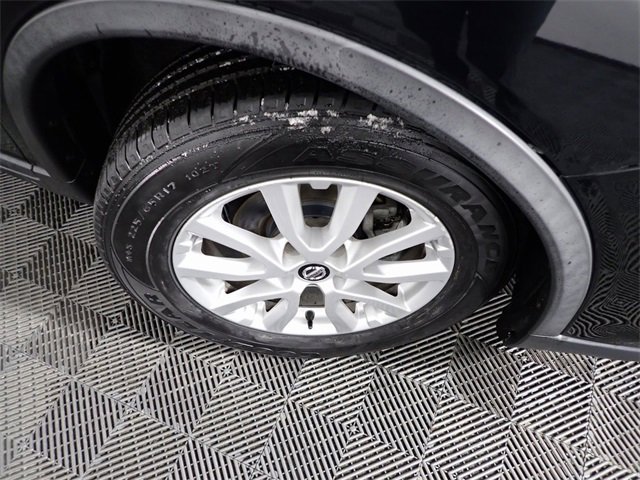 Used 2020 Nissan Rogue SV image 45