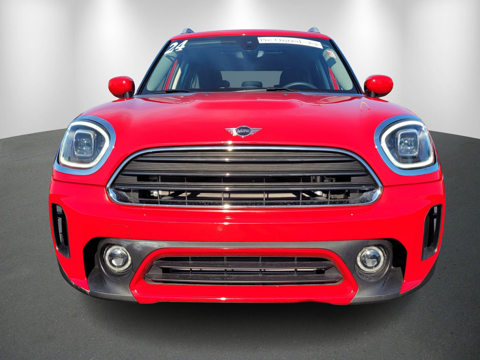 Used 2024 MINI Cooper Countryman image 2
