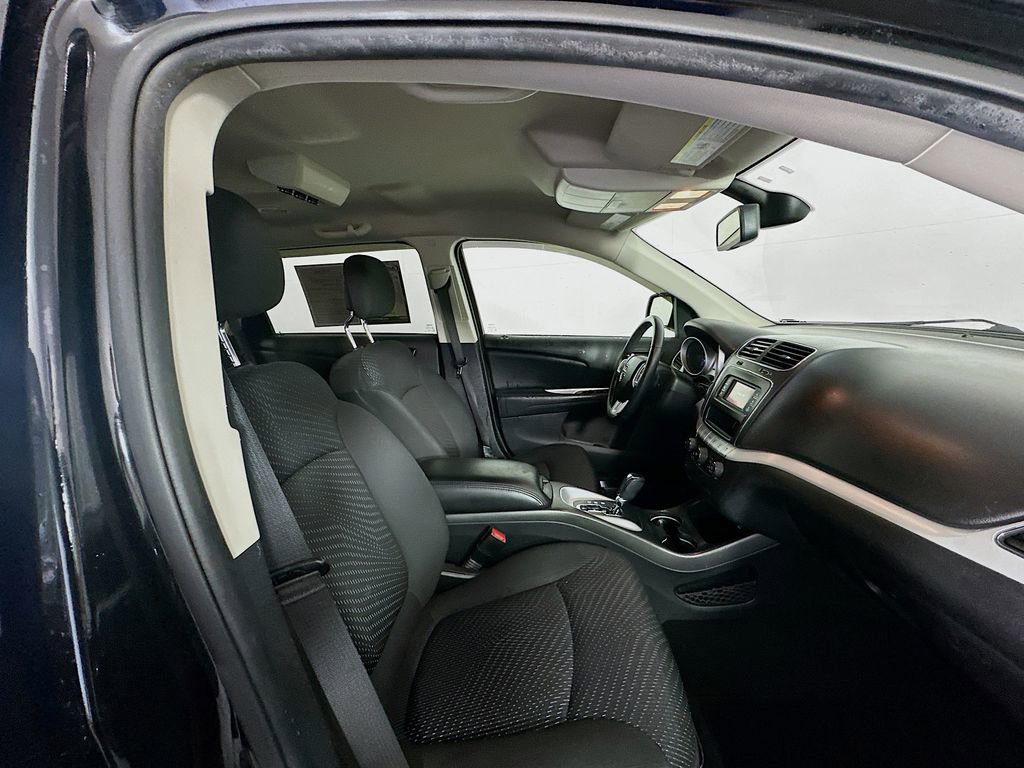 Used 2018 Dodge Journey SE w/ Popular Equipment Group image 26
