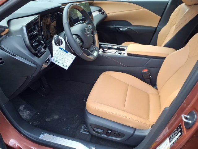Used 2025 Lexus RX 350 Premium w/ Accessory Package (Z1) AWD/4WD image 11