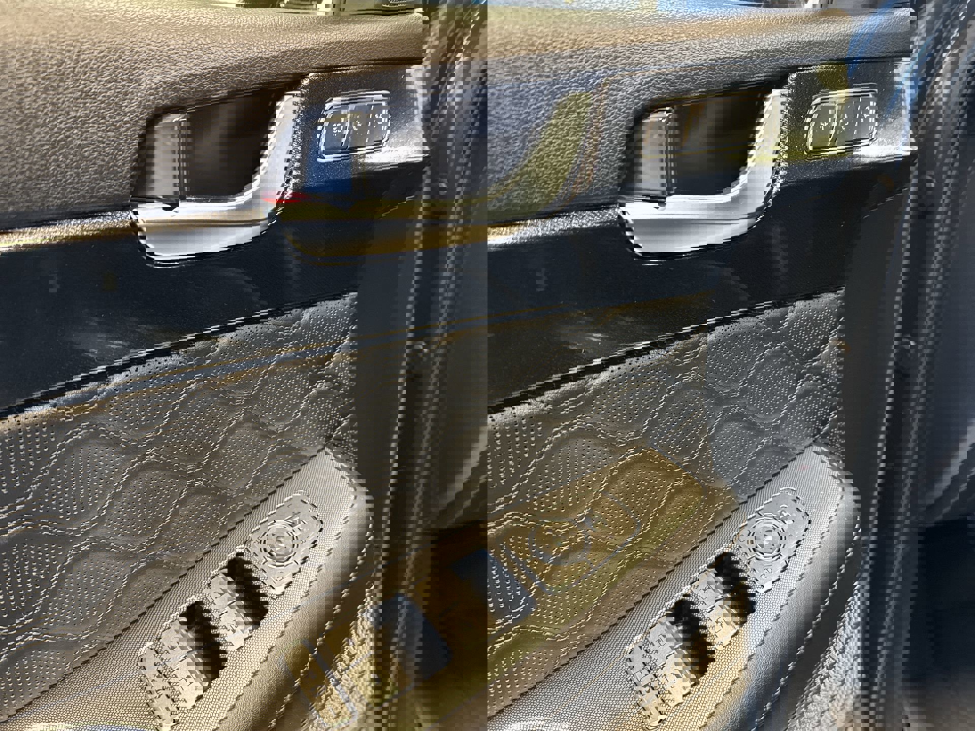 Used 2020 Hyundai Palisade Limited image 13