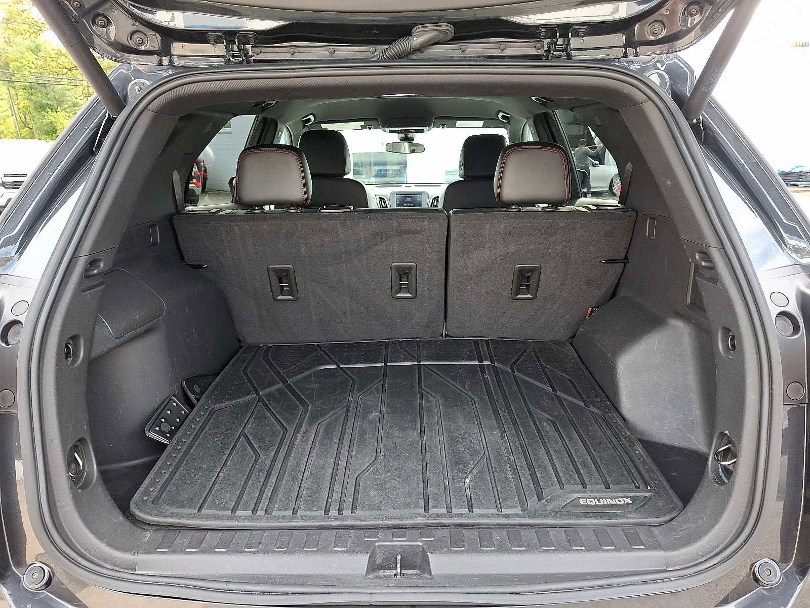 Used 2023 Chevrolet Equinox RS w/ LPO, Floor Liner Package image 29