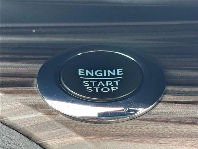 Used 2023 Ford Explorer Limited image 11