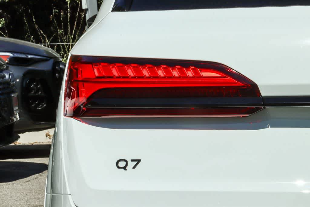 New 2026 Audi Q7 2.0T Premium AWD/4WD image 9