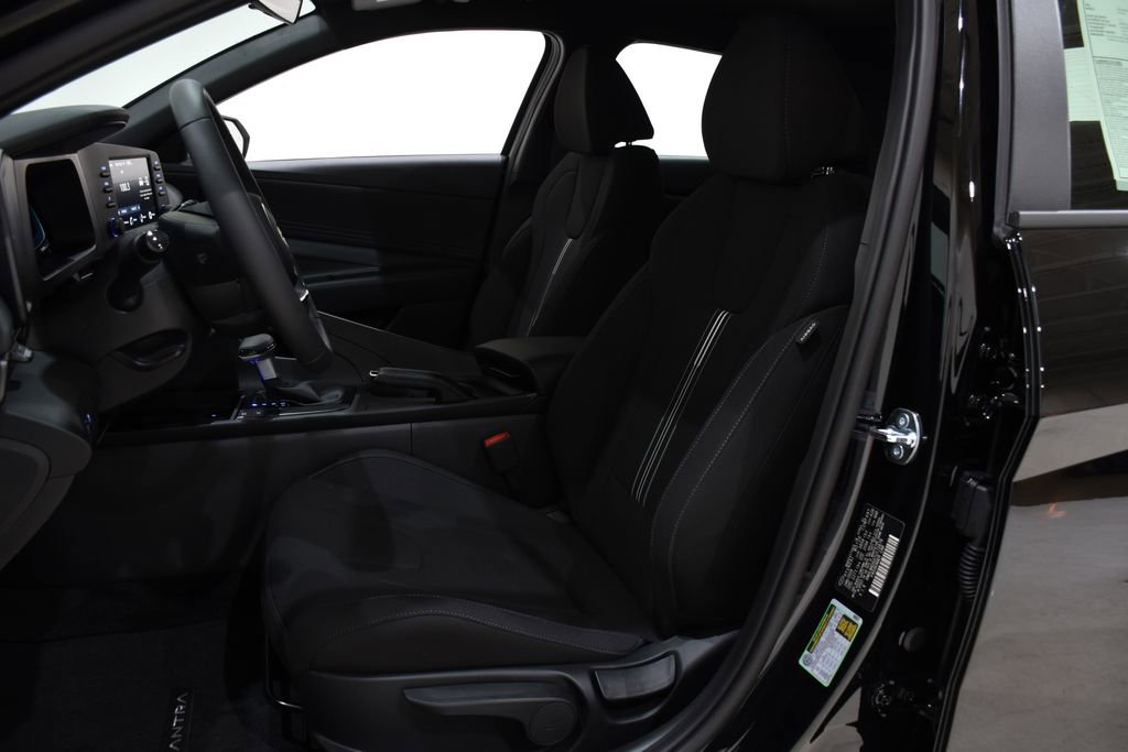 New 2026 Hyundai Elantra Sport image 22