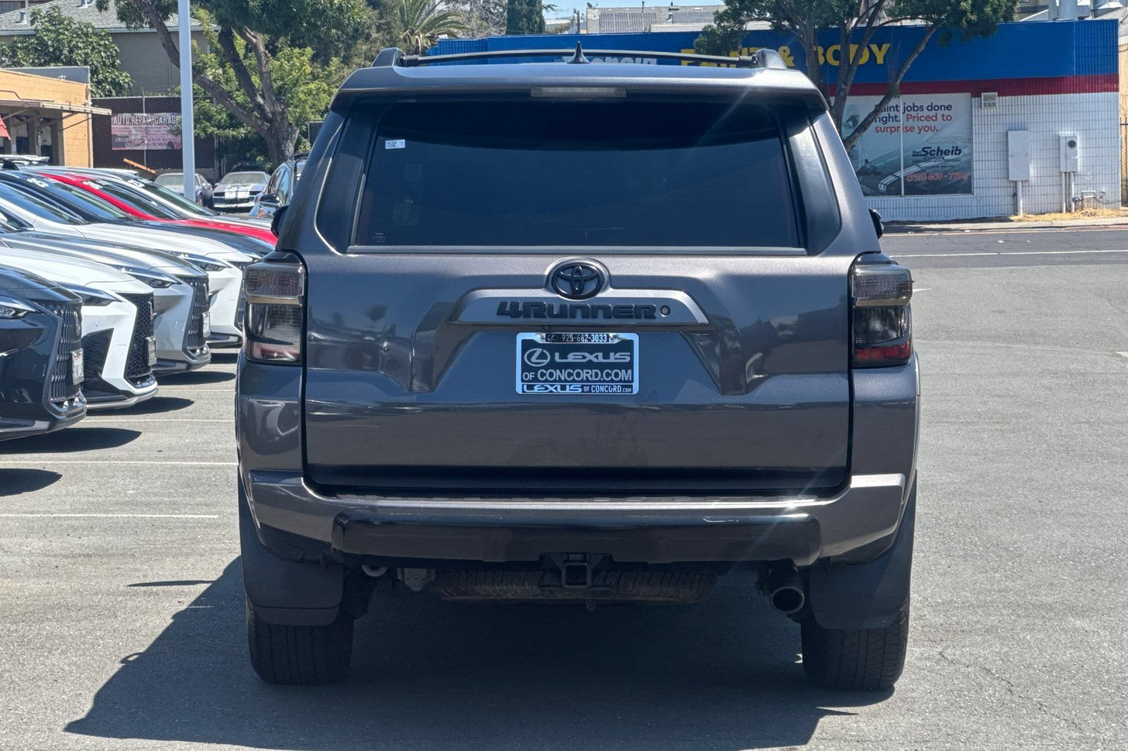 Used 2018 Toyota 4Runner SR5 Premium AWD/4WD image 5
