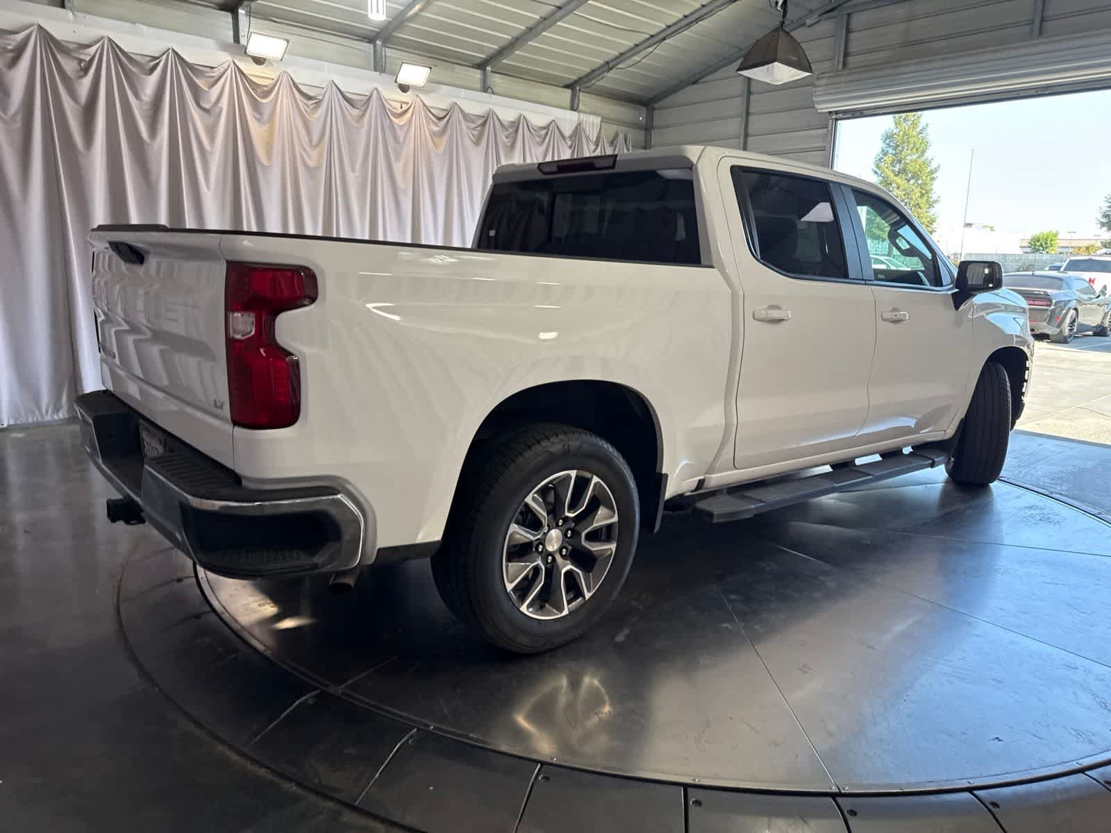 Used 2021 Chevrolet Silverado 1500 LT w/ All Star Edition Plus RWD image 3
