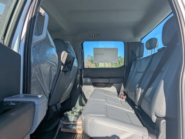 New 2026 Ford F250 XL w/ XL Off-Road Package AWD/4WD image 14