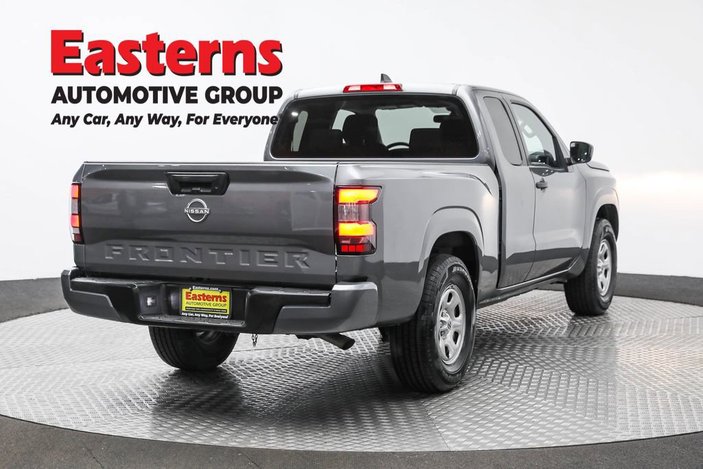 Used 2022 Nissan Frontier S RWD image 5
