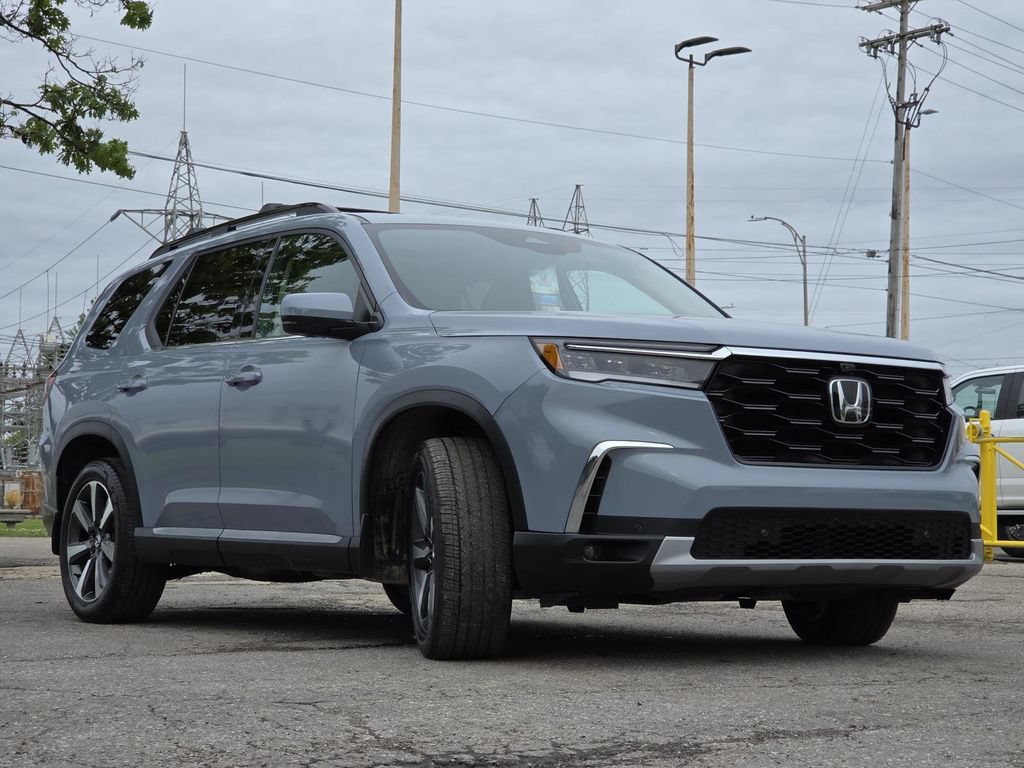 Used 2024 Honda Pilot Elite image 17