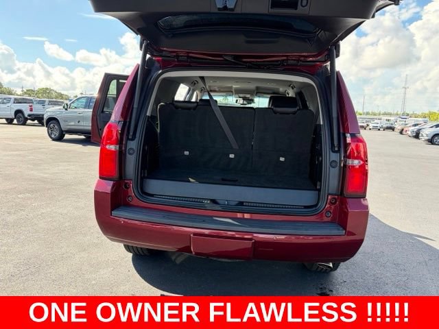 Used 2019 Chevrolet Tahoe LT w/ Luxury Package RWD image 17