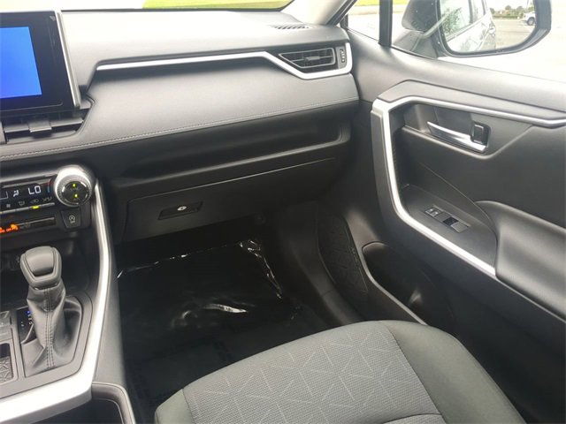 Certified 2025 Toyota RAV4 XLE w/ Convenience Package image 17