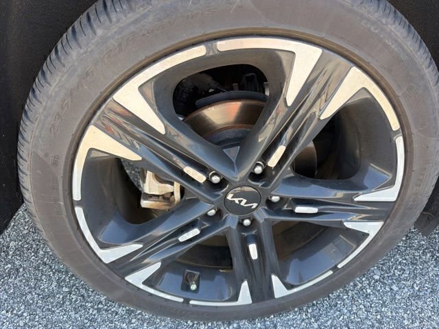 Used 2023 Kia K5 GT-Line w/ GT-Line Premium Package FWD image 4