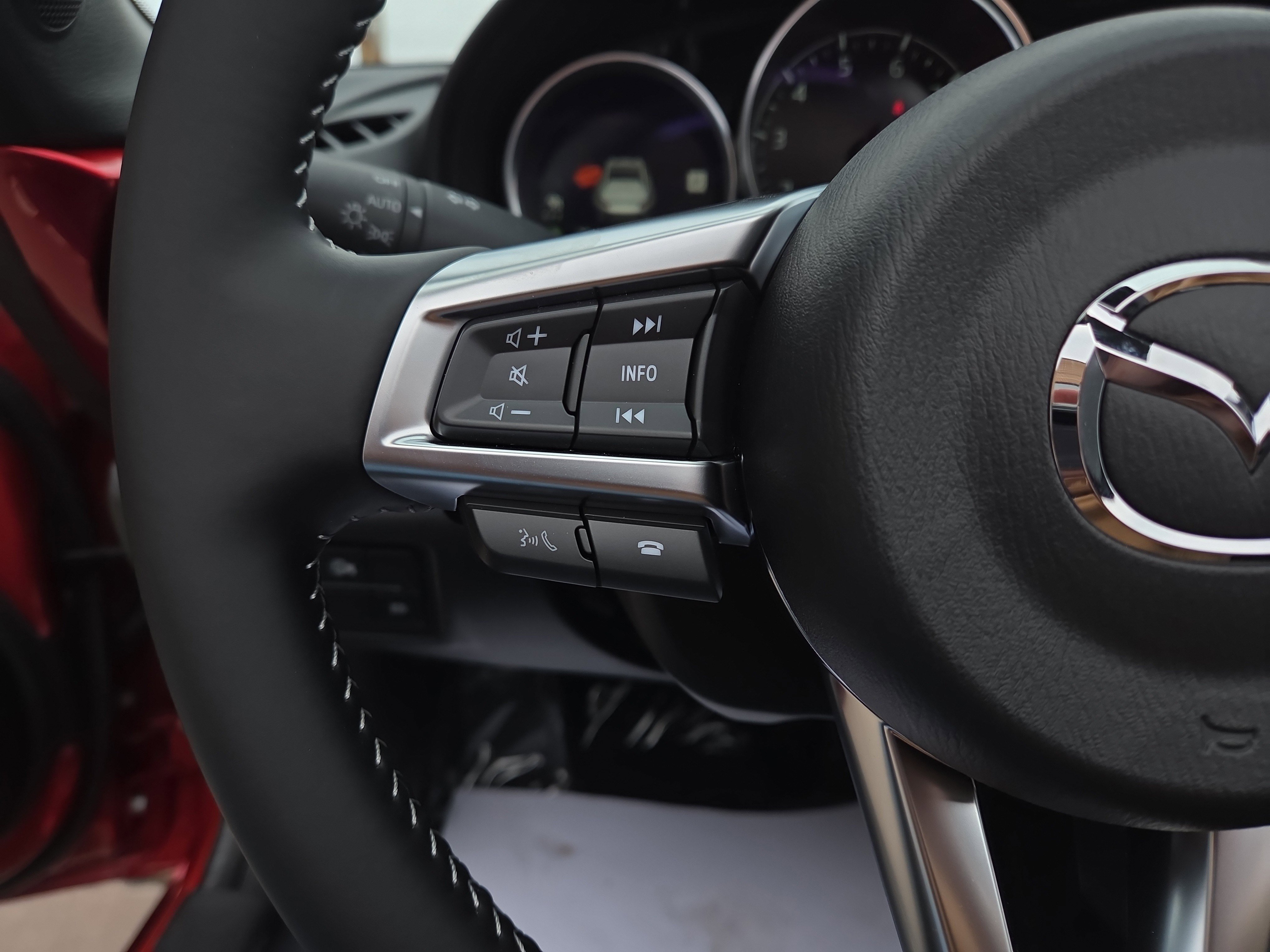 New 2025 MAZDA MX-5 Miata RF Grand Touring RWD image 18