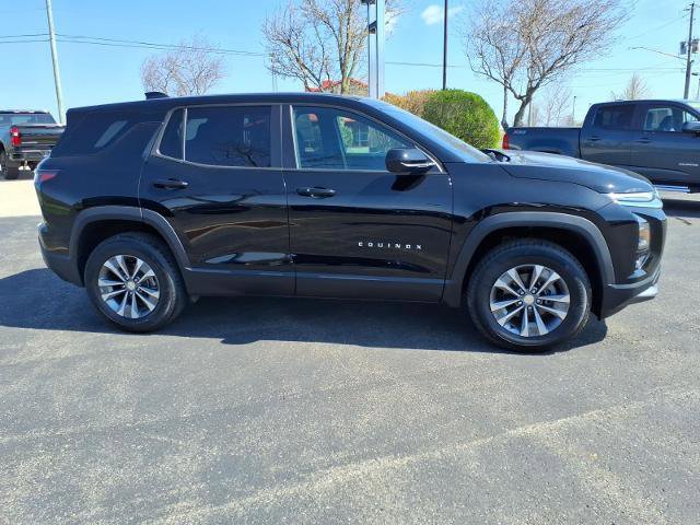 Used 2026 Chevrolet Equinox LT w/ Convenience Package II AWD/4WD image 4
