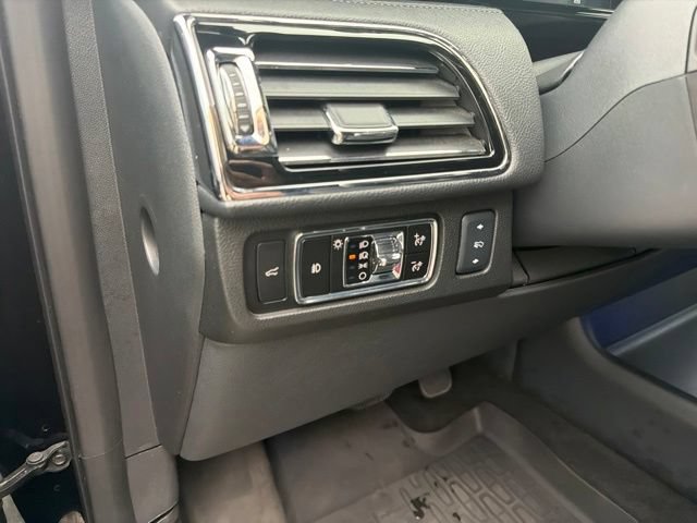 Used 2024 Lincoln Navigator L Reserve AWD/4WD image 24