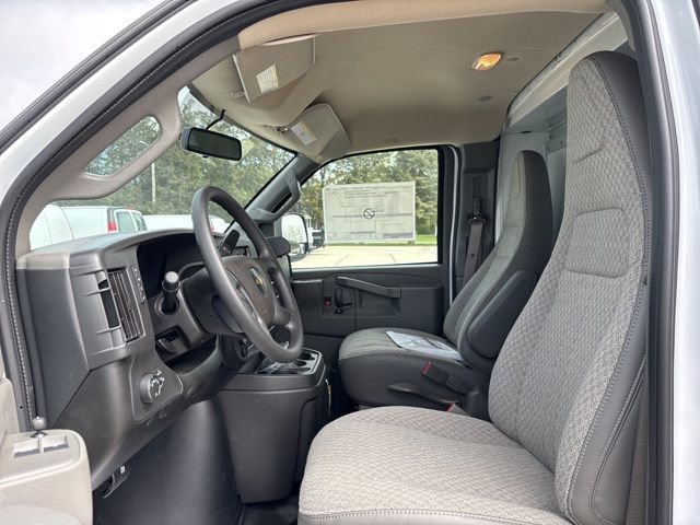 New 2025 Chevrolet Express 3500 w/ Power Convenience Package RWD image 14