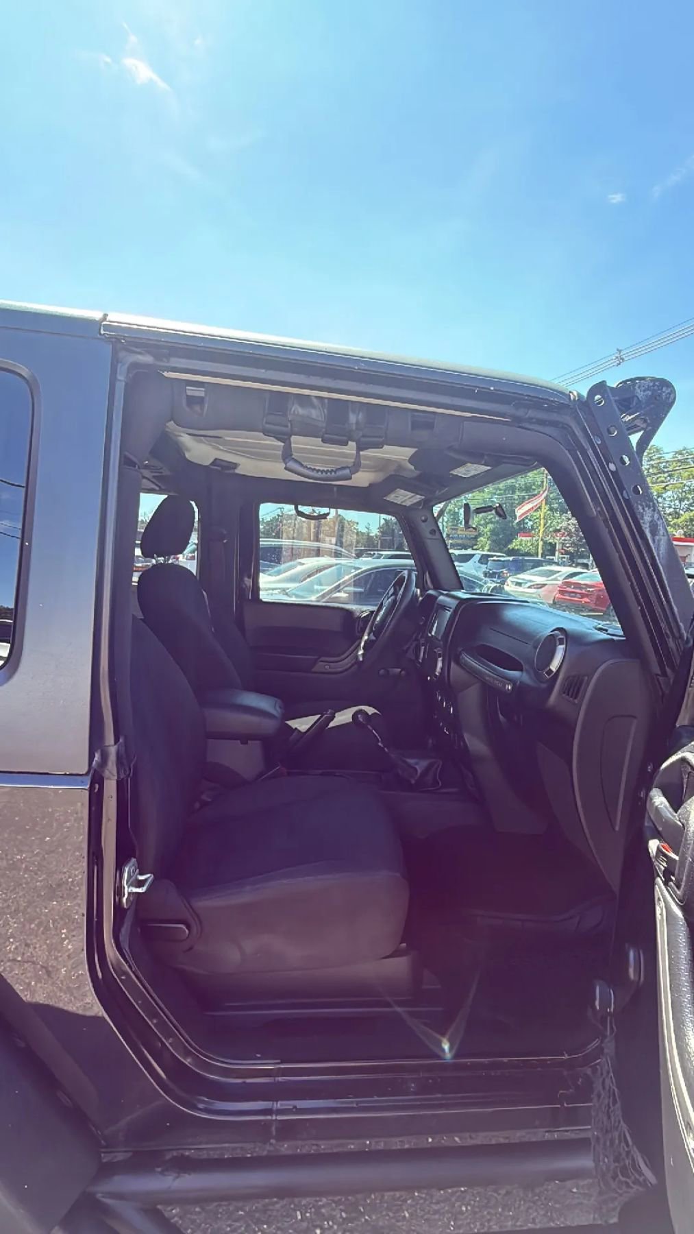 Used 2016 Jeep Wrangler Sport image 12