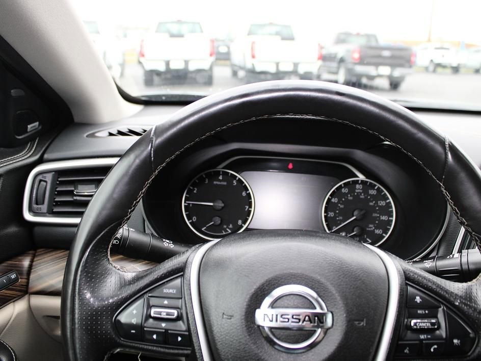 Used 2017 Nissan Maxima Platinum w/ Medallion Package image 21