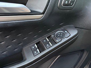 Used 2020 Ford Escape SEL image 39