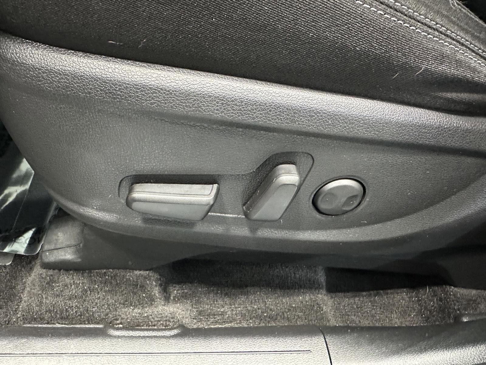 Used 2021 Hyundai Palisade SEL AWD/4WD image 14