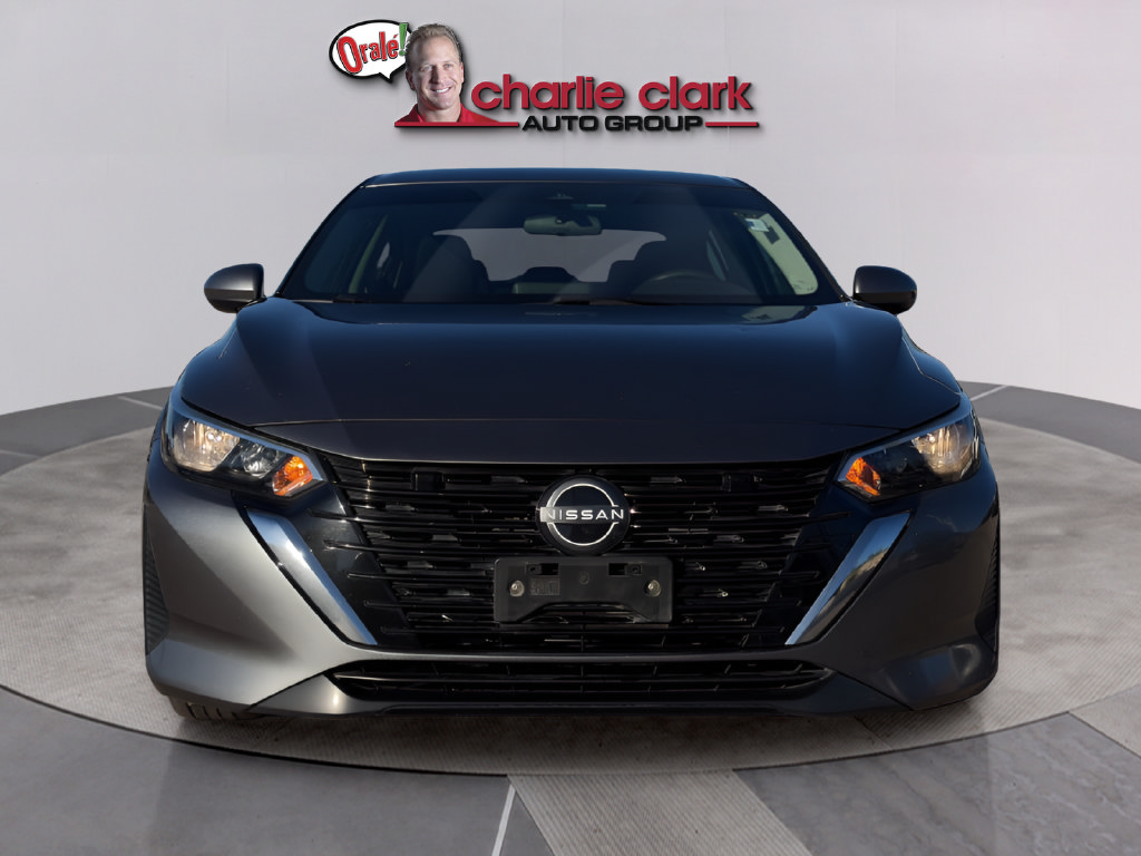 Used 2024 Nissan Sentra SV FWD image 8