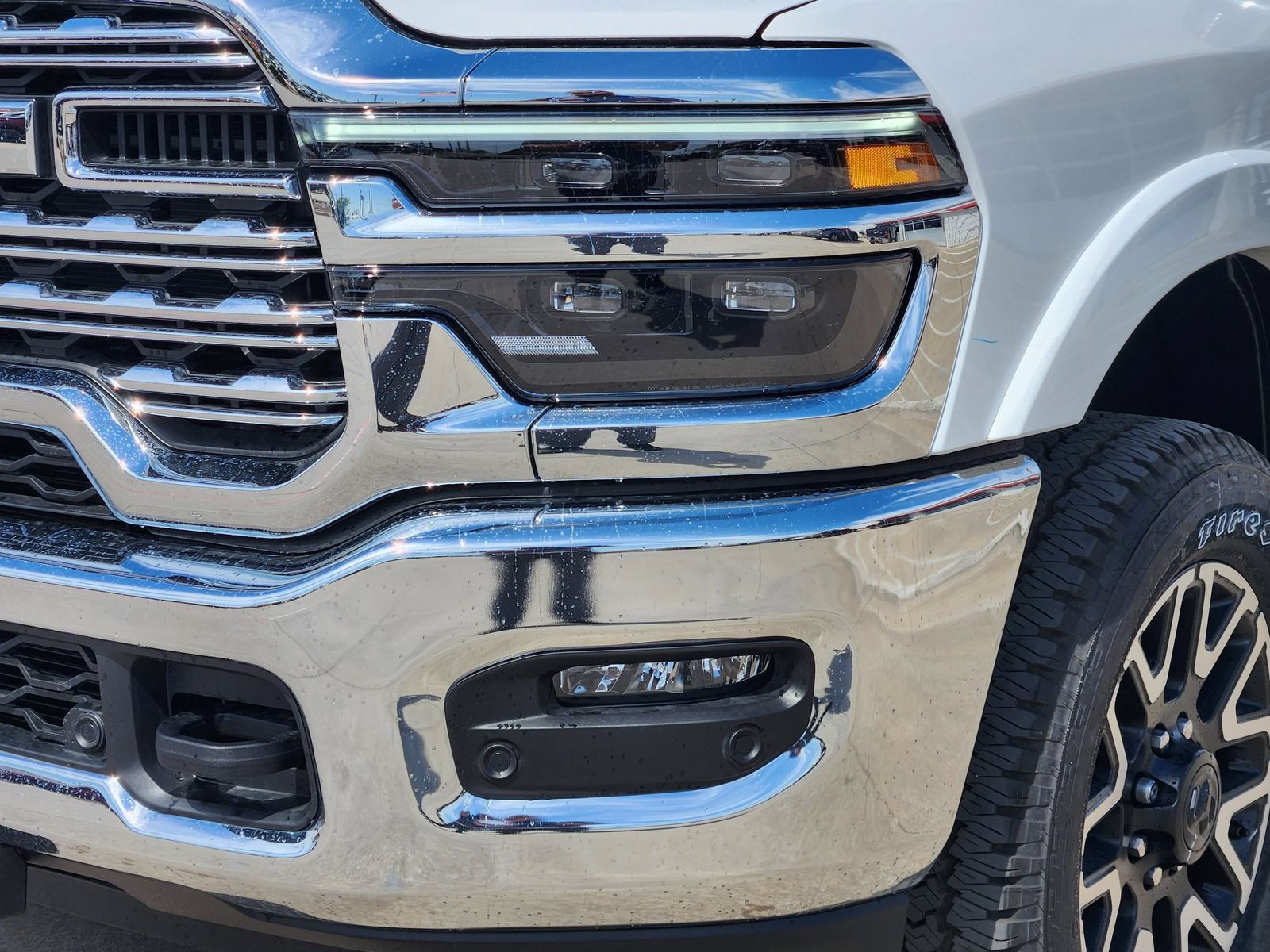 New 2026 RAM 2500 Limited AWD/4WD image 9