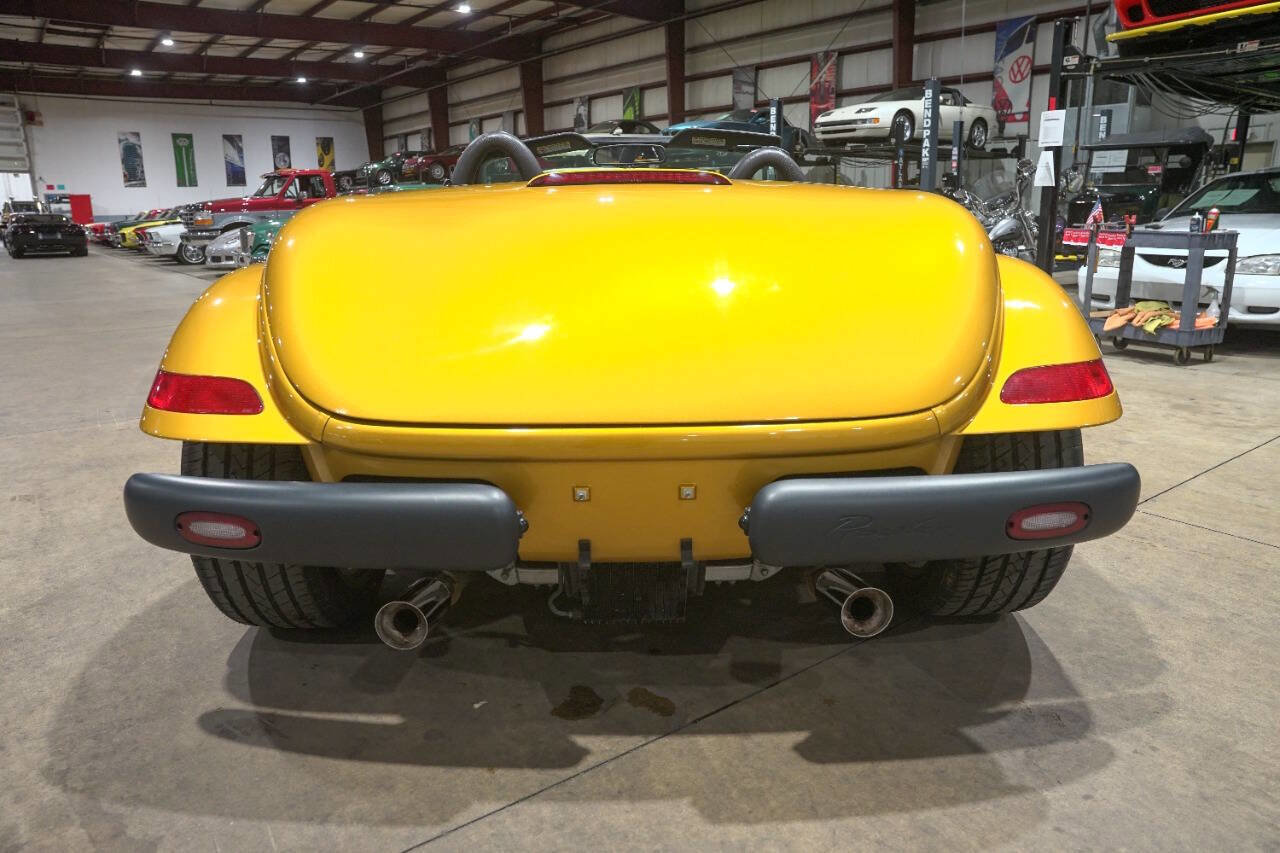Used 2002 Chrysler Prowler RWD image 7