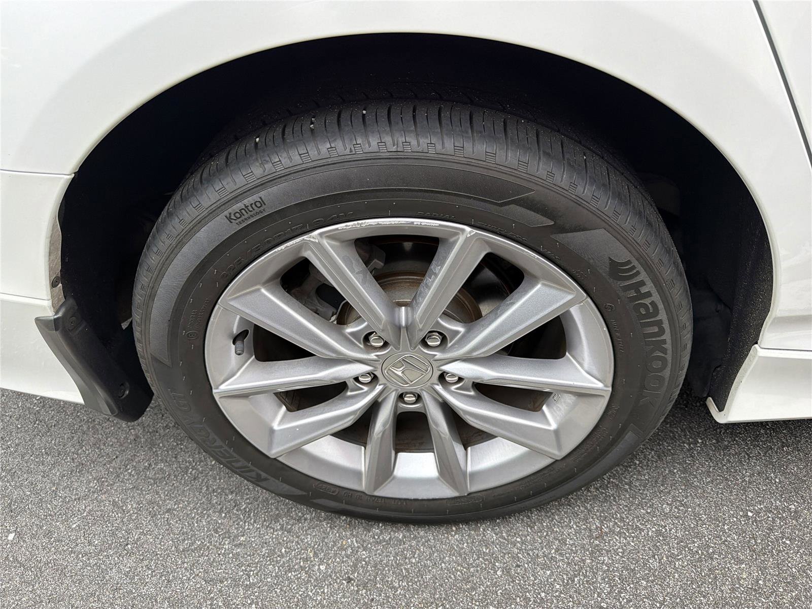 Used 2021 Honda Accord LX image 9
