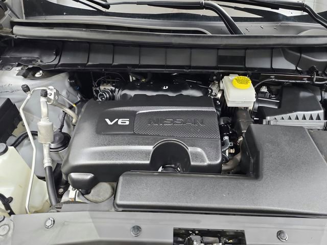 Used 2023 Nissan Pathfinder Platinum w/ Black Appearance Package image 17