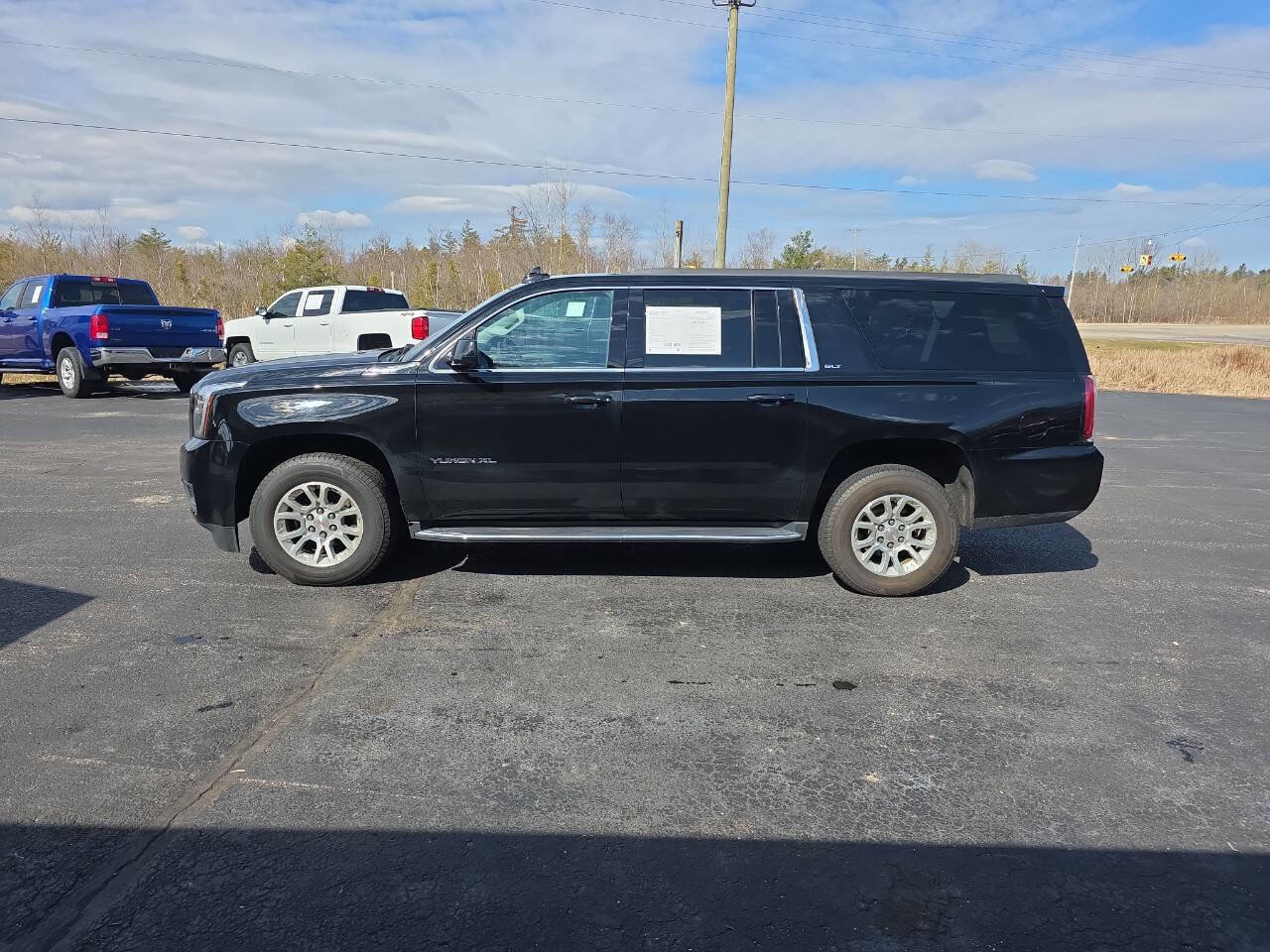 Used 2020 GMC Yukon XL SLT image 9
