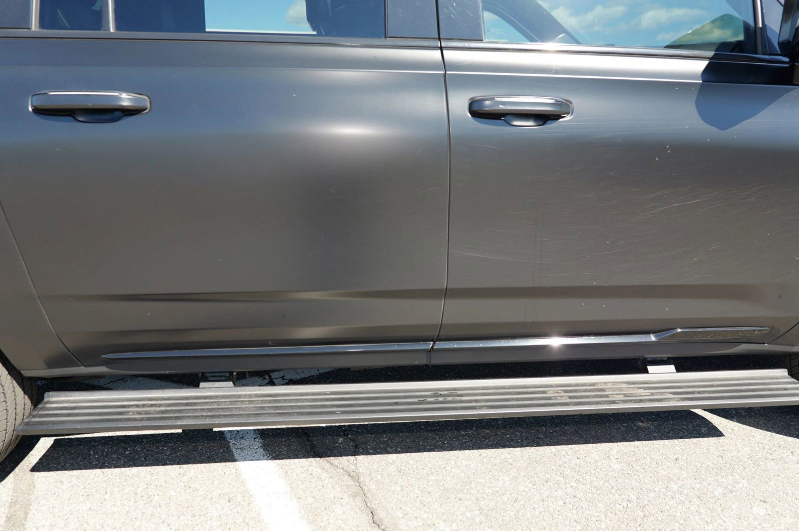 Used 2022 Cadillac Escalade ESV Sport Platinum image 12