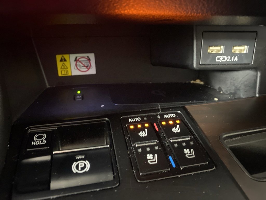 Used 2022 Lexus RX 450h AWD w/ Premium Package image 26