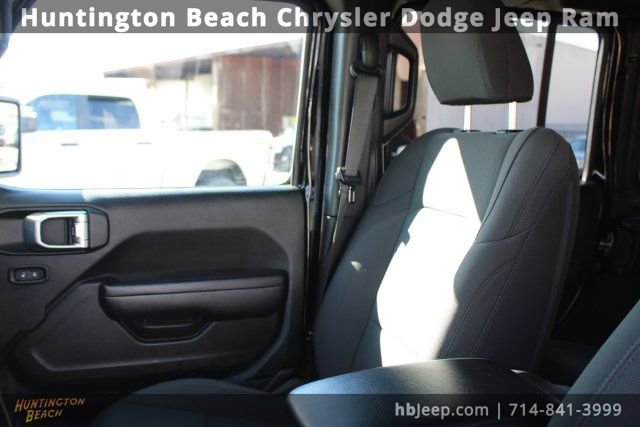 Used 2021 Jeep Wrangler Unlimited Sport image 31