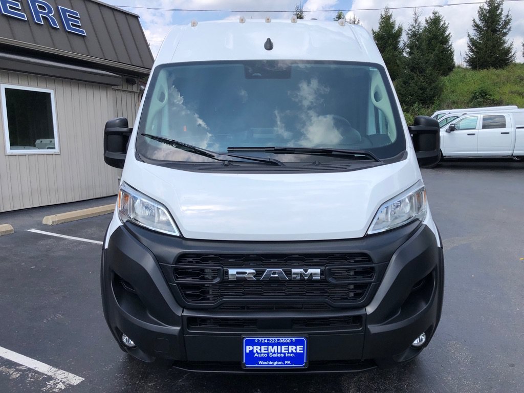 Used 2025 RAM ProMaster 2500 w/ Convenience Group FWD image 9