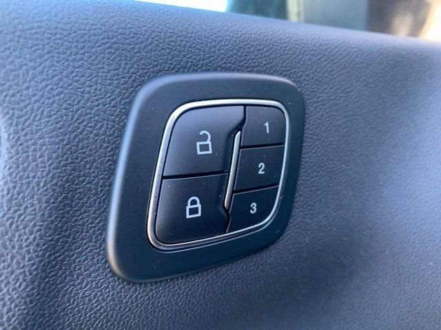 Used 2024 Ford Escape Platinum AWD/4WD image 14