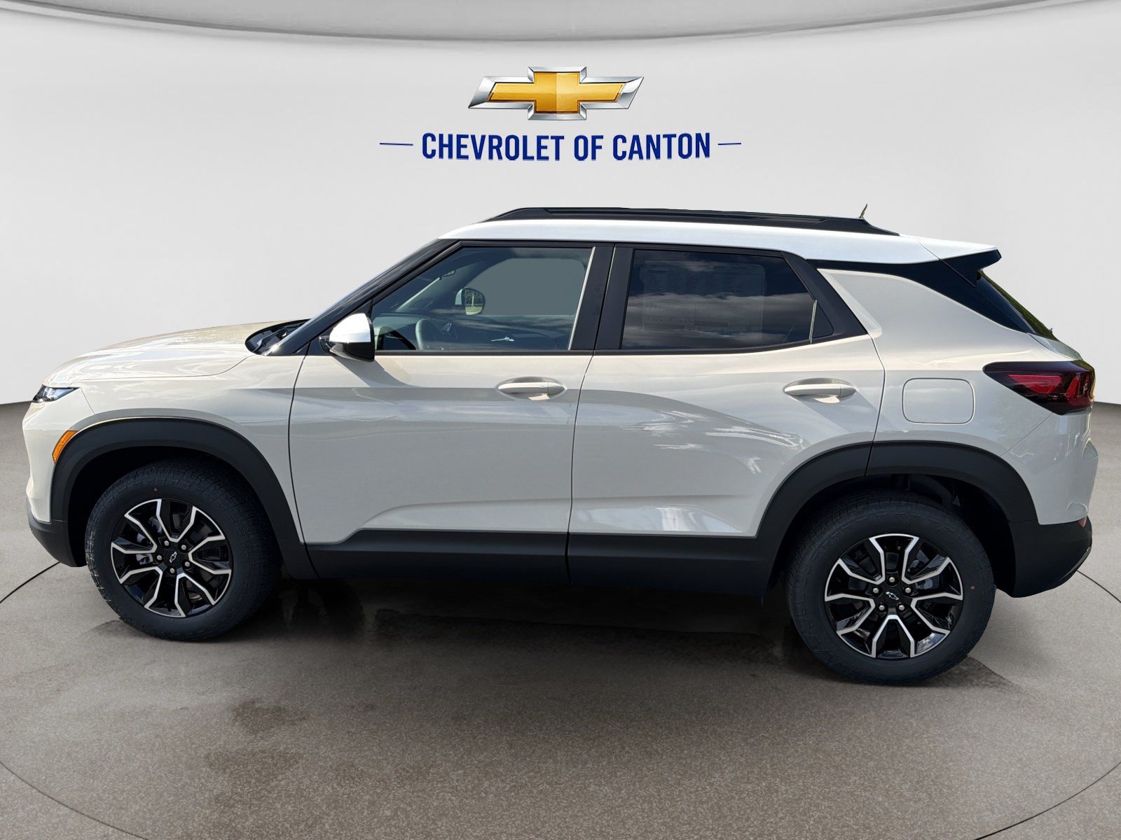 New 2026 Chevrolet TrailBlazer ACTIV w/ Driver Confidence Package AWD/4WD image 8