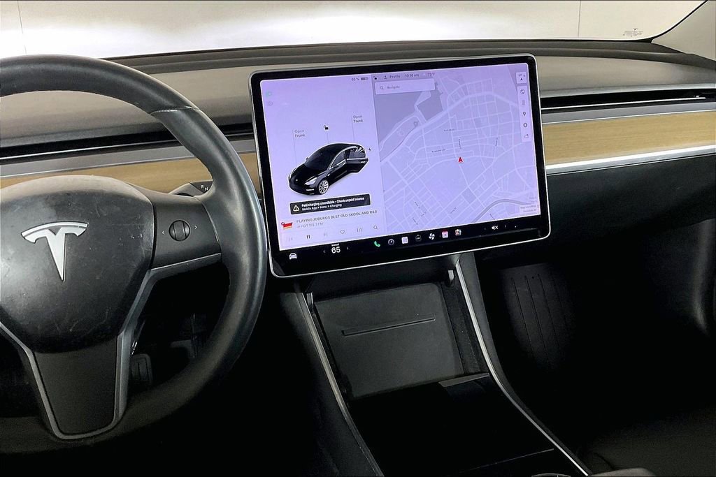 Used 2018 Tesla Model 3 Mid Range RWD image 5
