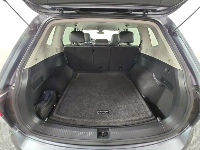 Used 2023 Volkswagen Tiguan SE image 16