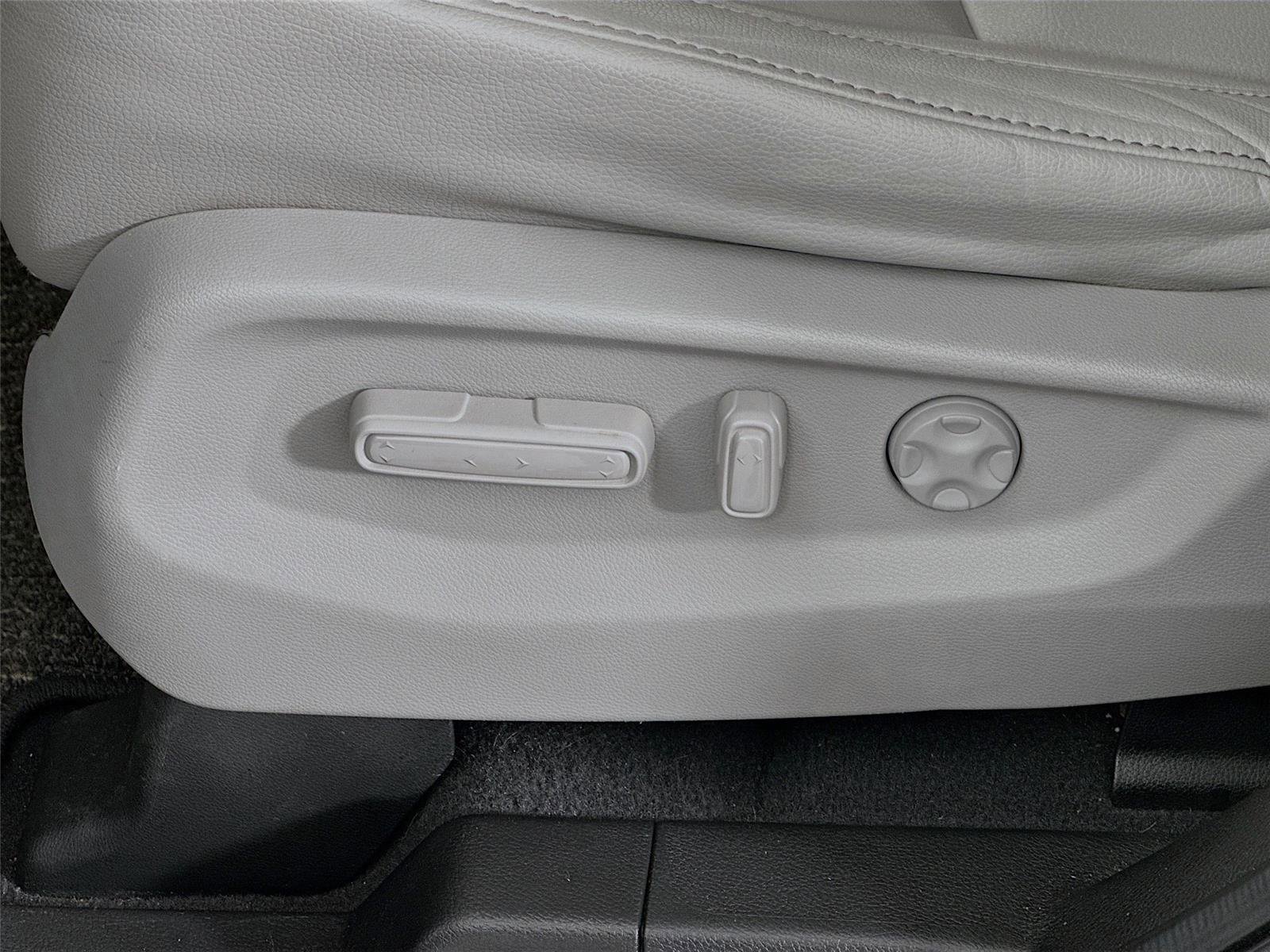 Certified 2022 Honda Odyssey Touring image 23