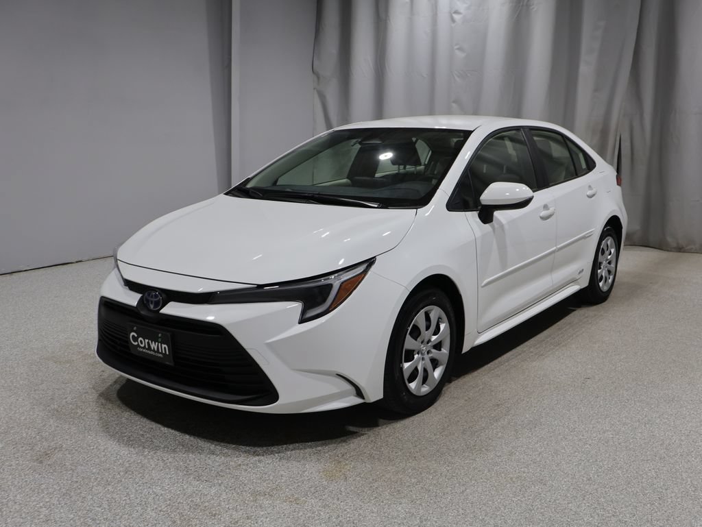 Certified 2023 Toyota Corolla LE AWD/4WD image 7