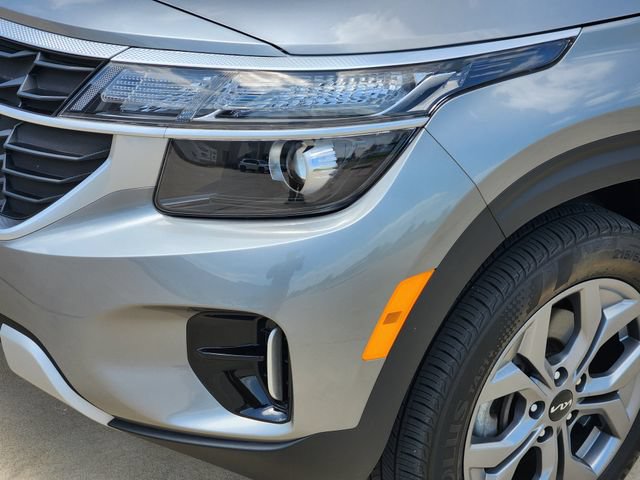 Certified 2024 Kia Seltos LX AWD/4WD image 9