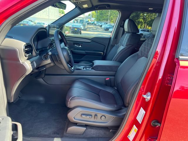 New 2026 Honda Pilot Black Edition image 16