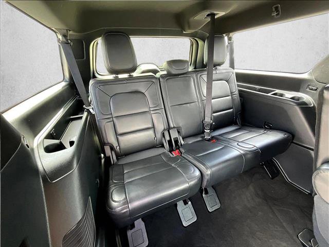 Used 2023 Lincoln Navigator L Reserve RWD image 30
