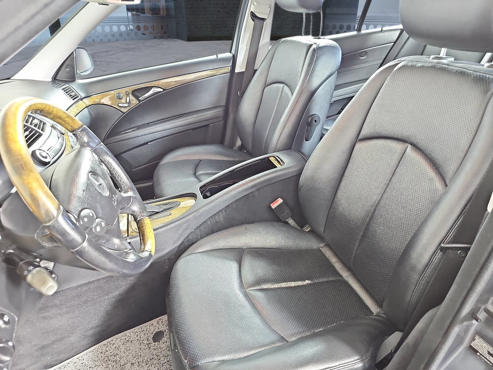 Used 2007 Mercedes-Benz E 350 Sedan image 12
