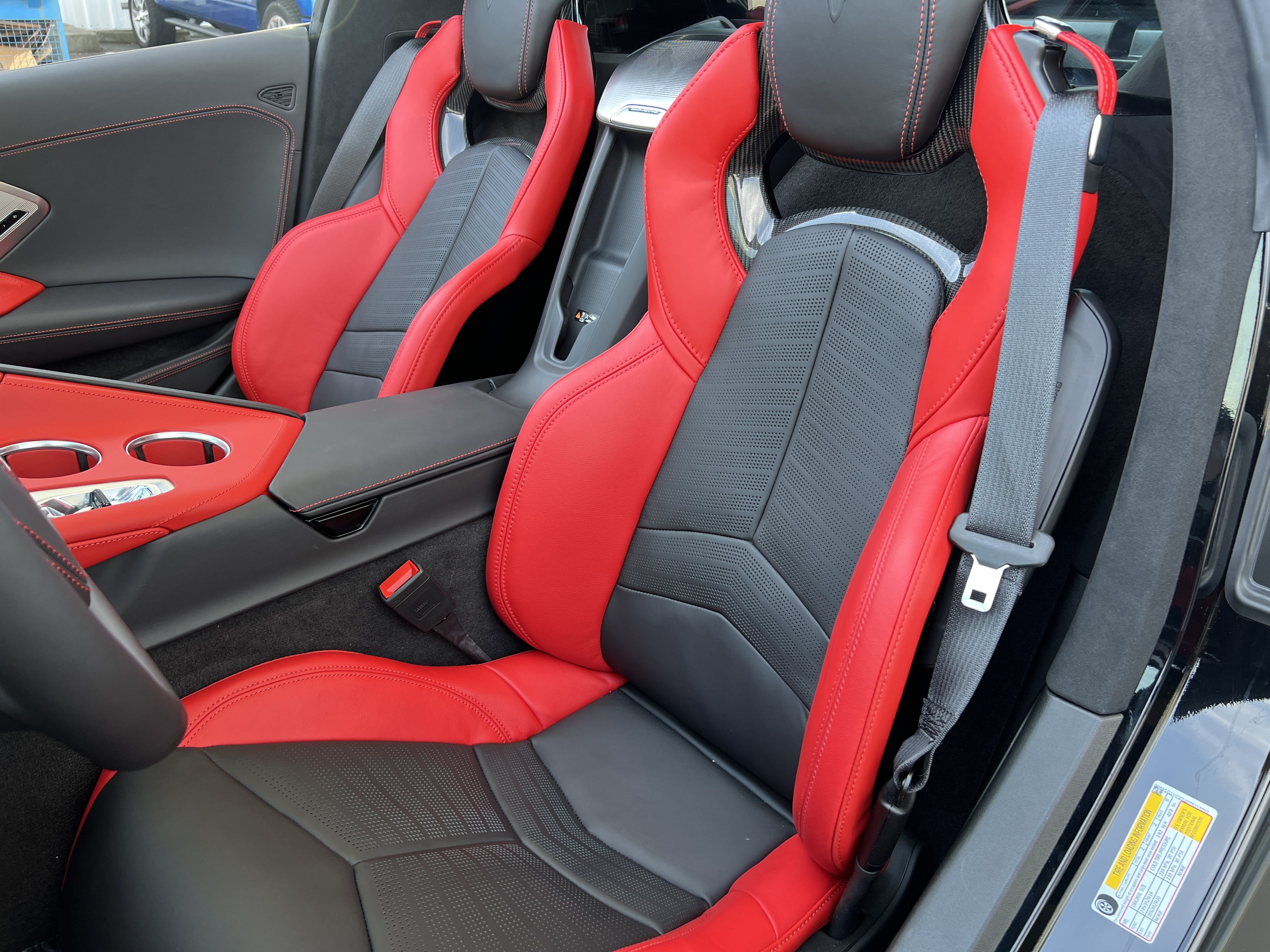 New 2026 Chevrolet Corvette Stingray Premium Cpe w/ Z51 Performance Package RWD image 23