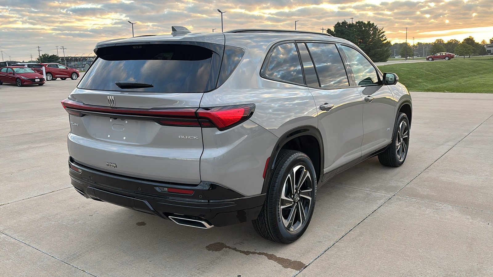 New 2026 Buick Enclave Sport Touring w/ Power Package image 9